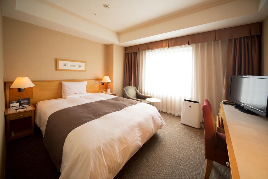 Rembrandt Hotel Ebina Exteriör bild