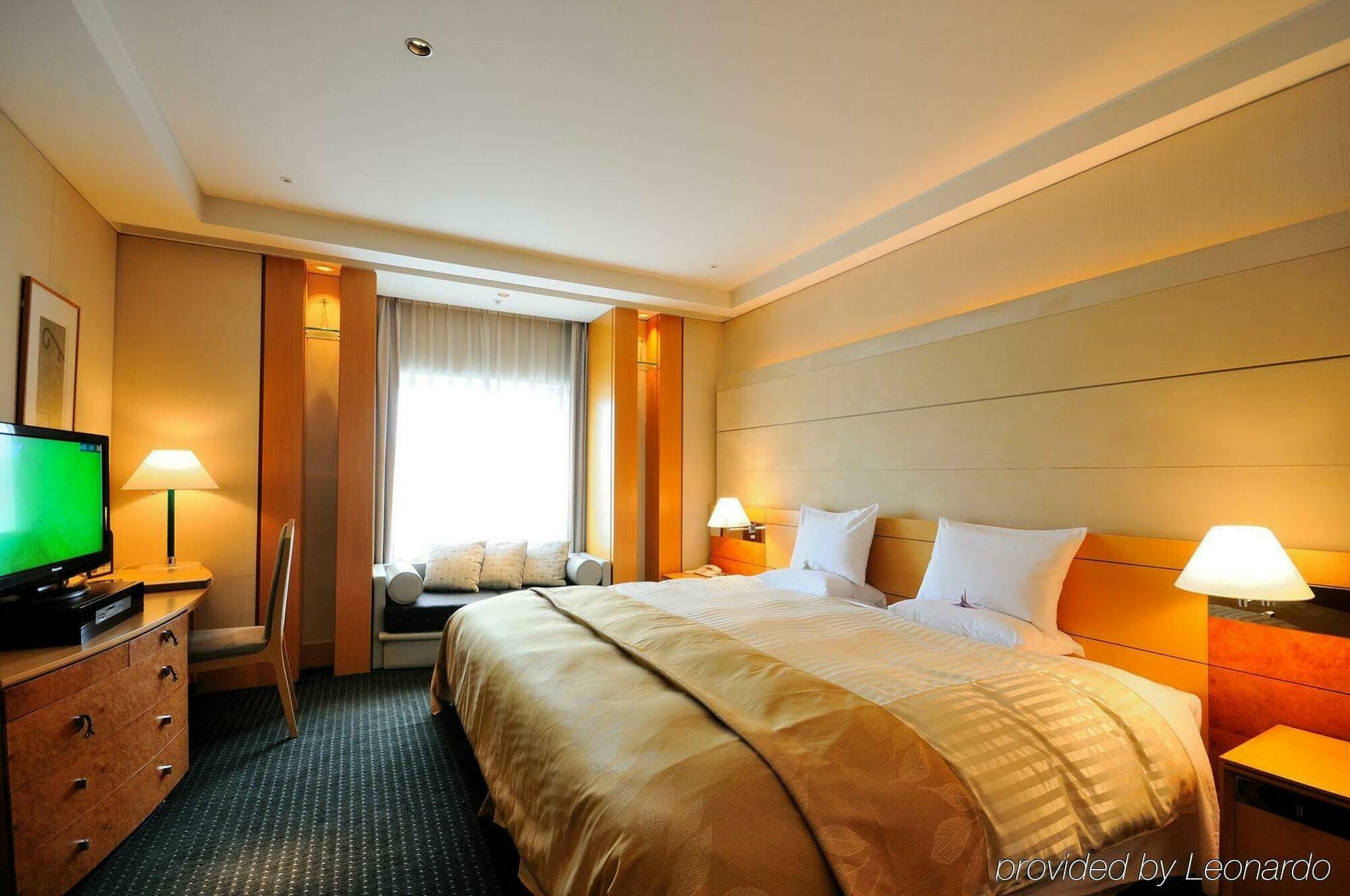Rembrandt Hotel Ebina Exteriör bild